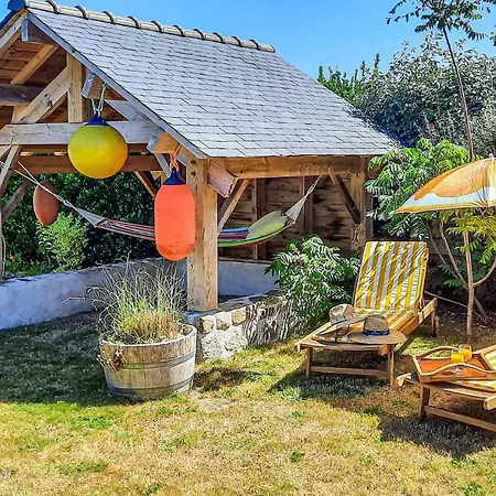 Vakantiehuis Lovely In With Kitchen Plouguerneau